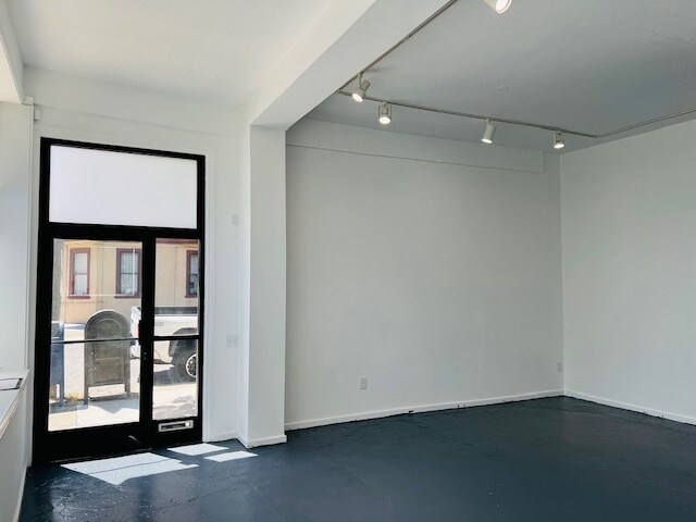 More Photos Of 1295 Alabama St, San Francisco Storefront Retail Residential For Lease