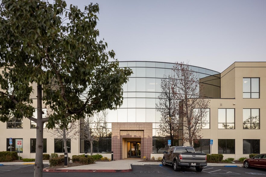 More Photos Of 27699 Jefferson Ave, Temecula Medical For Lease