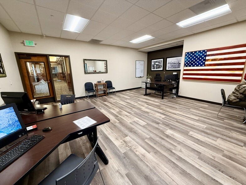 More Photos Of 550 NW Franklin Ave, Bend Medical For Lease