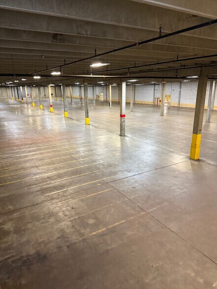 More Photos Of 3700 Village Ave, Norfolk Distribution For Lease