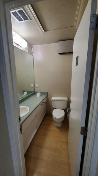 More Photos Of 2740 W Main St, Visalia Medical For Lease