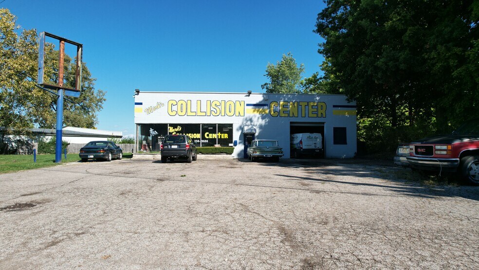 More Photos Of 7086 Southeastern Ave, Indianapolis Flex For Sale