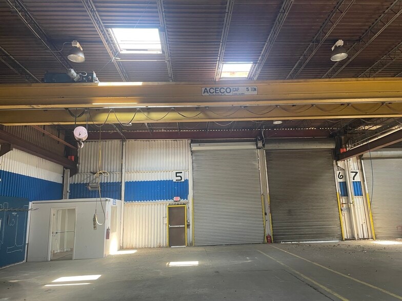 More Photos Of 9129 Euclid Ave, Manassas Warehouse For Lease