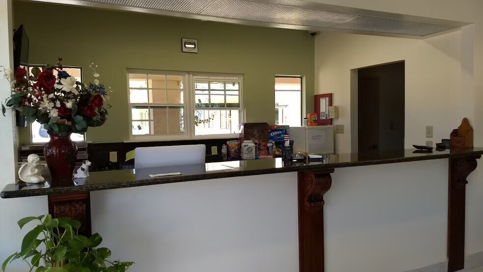 More Photos Of 2605 S Range Ave, Denham Springs Hotel For Sale