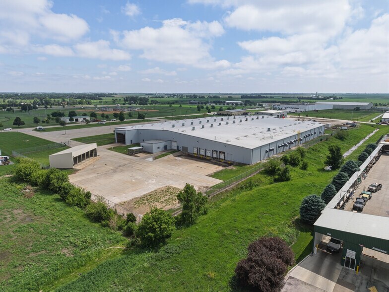 Primary Photo Of 300 E 39th St, Hastings Distribution For Sale