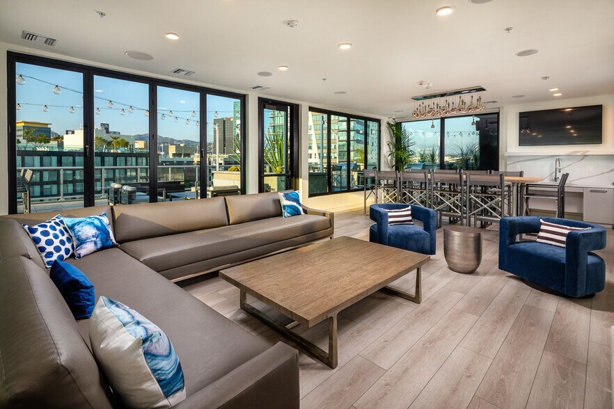 More Photos Of 1331 N Cahuenga Blvd, Los Angeles Apartments For Lease