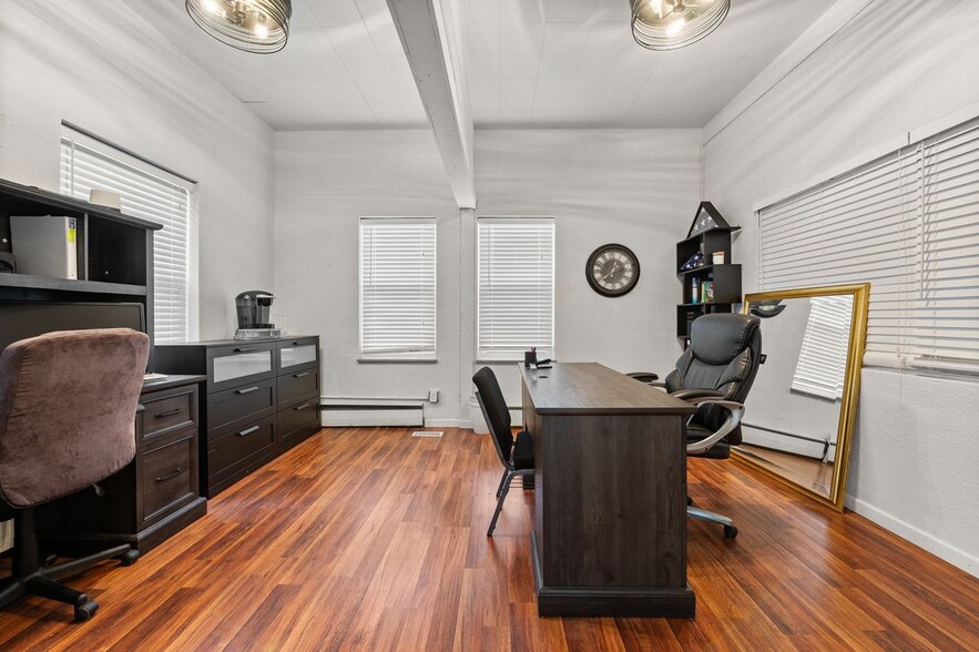 More Photos Of 8861 Botanical Ave, Caseyville Specialty For Sale