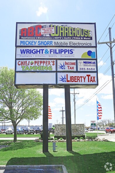 More Photos Of 4130-4146 24th Ave, Fort Gratiot Storefront For Lease