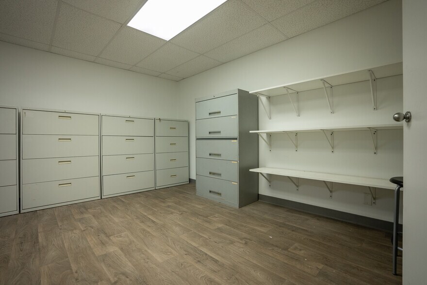 More Photos Of 8814-8816 S Sepulveda Blvd, Los Angeles Loft Creative Space For Lease