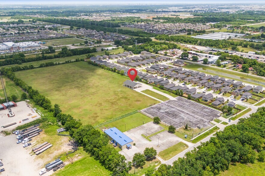 More Photos Of 5155 Almeda Genoa Rd, Houston Sports And Entertainment For Lease