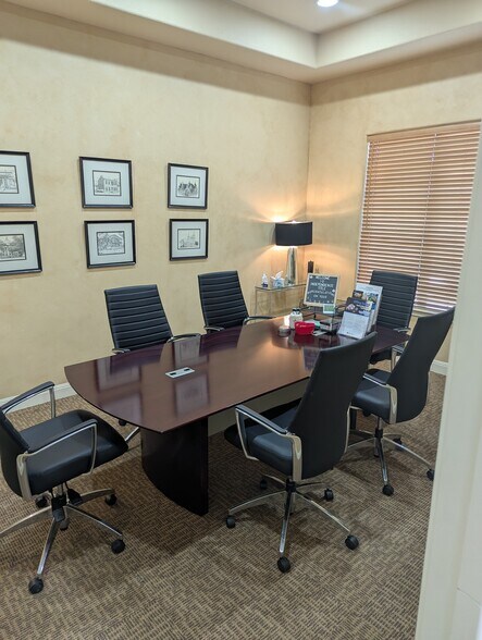 More Photos Of 1911 Corporate Dr, San Marcos Office For Sale