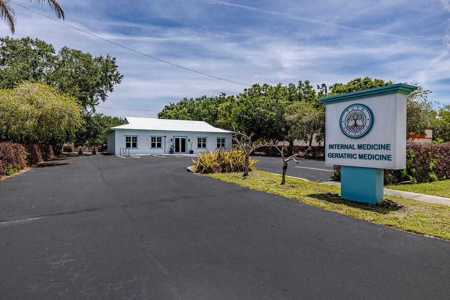 More Photos Of 2624 S Us Highway 1, Fort Pierce Medical For Sale