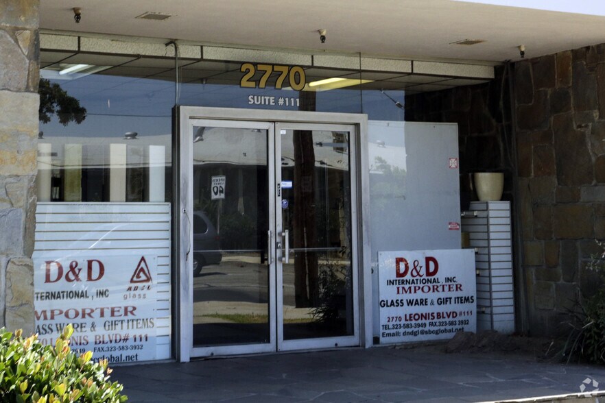 More Photos Of 2770-2774 Leonis Blvd, Los Angeles Light Manufacturing For Lease