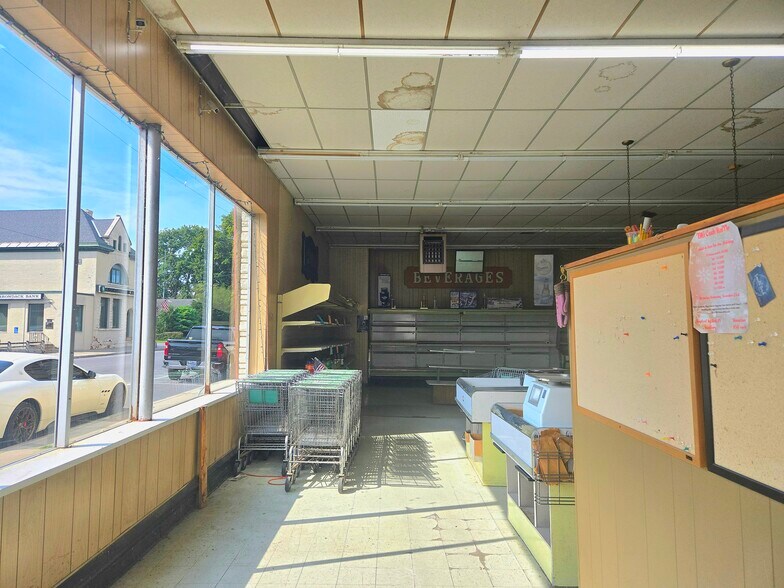 More Photos Of 24 W Main St, Mohawk Convenience Store For Sale