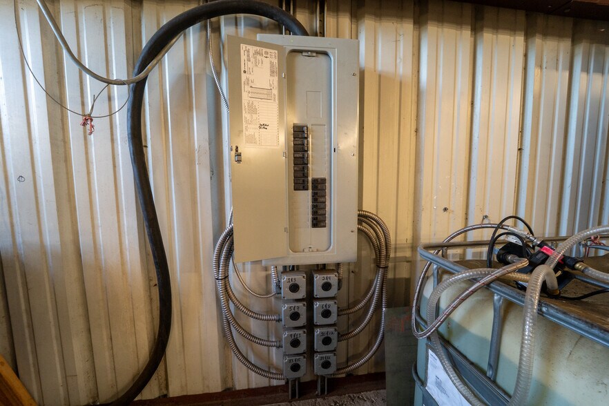 More Photos Of 78 Masters Dr, Saint Augustine Warehouse For Lease