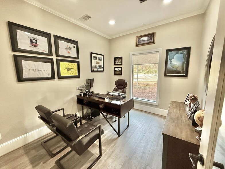 More Photos Of 204 Griffin Park Dr, Birmingham Office For Sale