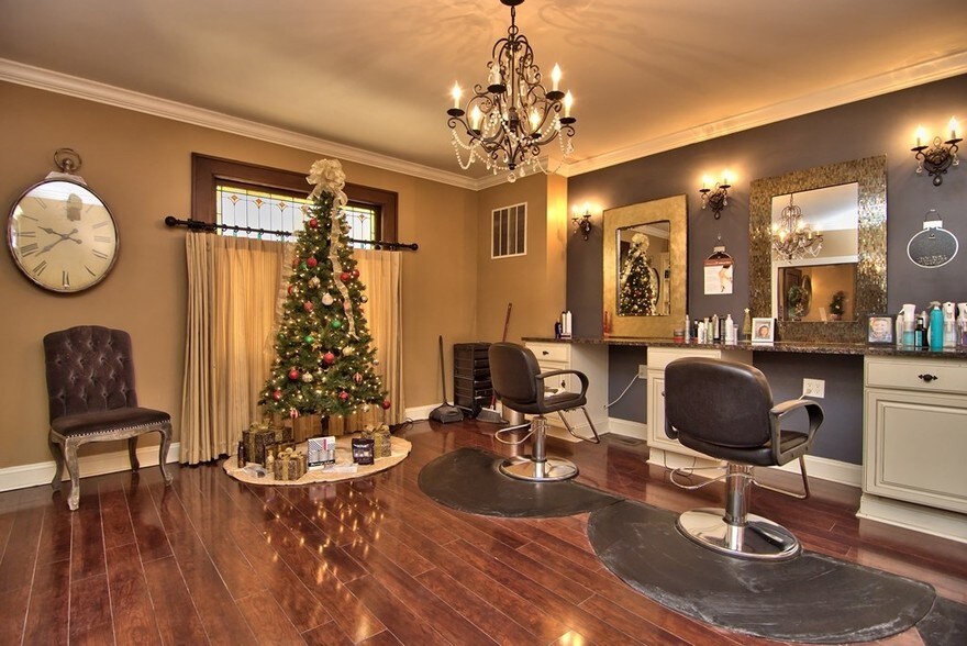 More Photos Of 924 S Main Ave, Scranton General Retail For Sale