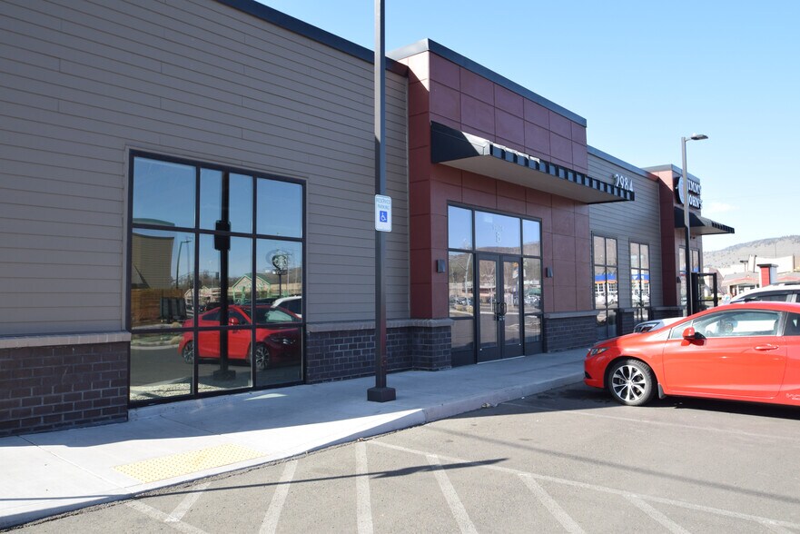 More Photos Of 2984 S 6th St, Klamath Falls Storefront Retail Office For Lease