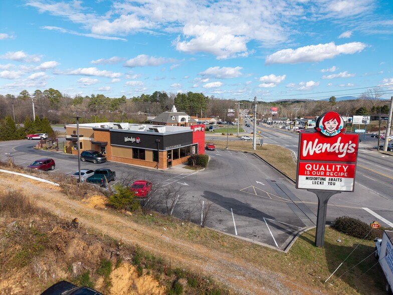 More Photos Of 2600 Martin Luther King Jr Blvd, Dalton Fast Food For Sale
