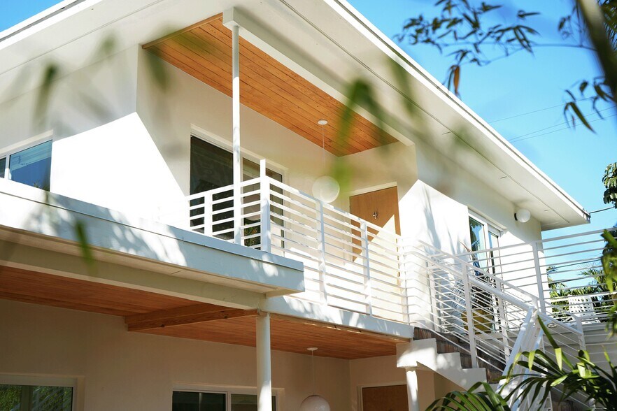 More Photos Of 2904 N Ocean Blvd, Fort Lauderdale Multifamily For Sale