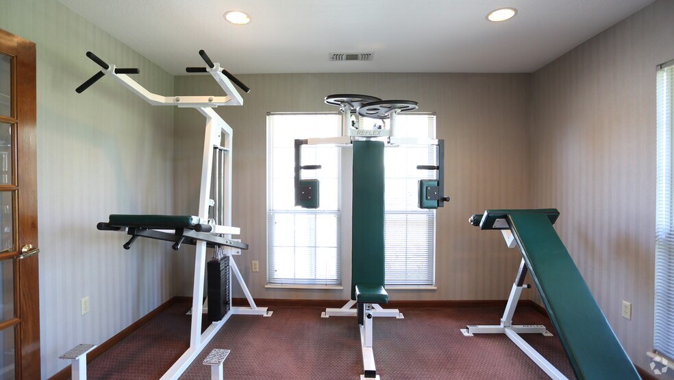 More Photos Of 210 Retreat Ln, Westerville Apartments For Sale
