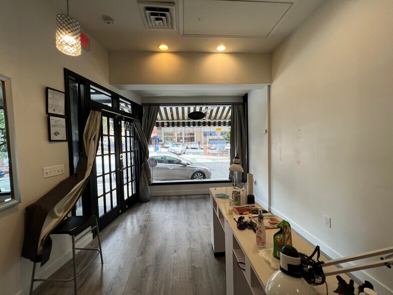 More Photos Of 226 N Liberty St, Baltimore Storefront Retail Residential For Sale