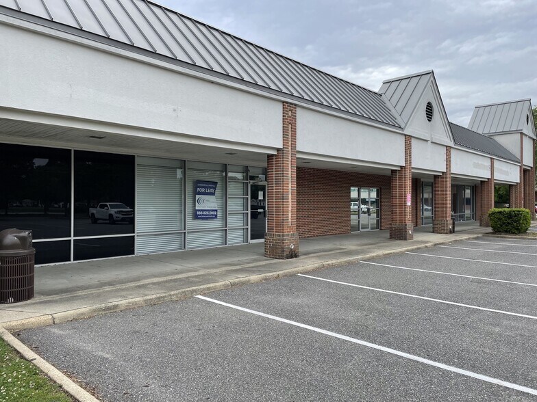 More Photos Of 3815-3857 Kecoughtan Rd, Hampton Unknown For Lease