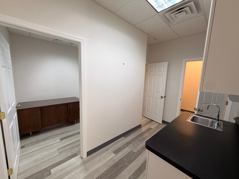 More Photos Of 4091 Route 8, Allison Park Freestanding For Lease