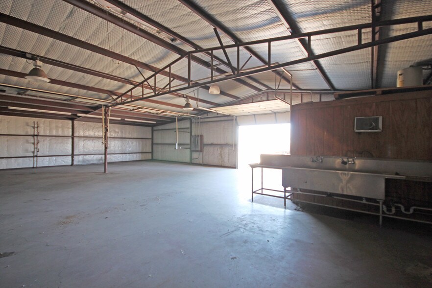 More Photos Of 159 Park Row, Van Warehouse For Sale