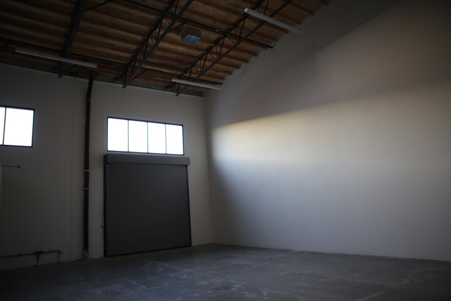 More Photos Of 1773 W San Bernardino Rd, West Covina Service For Lease