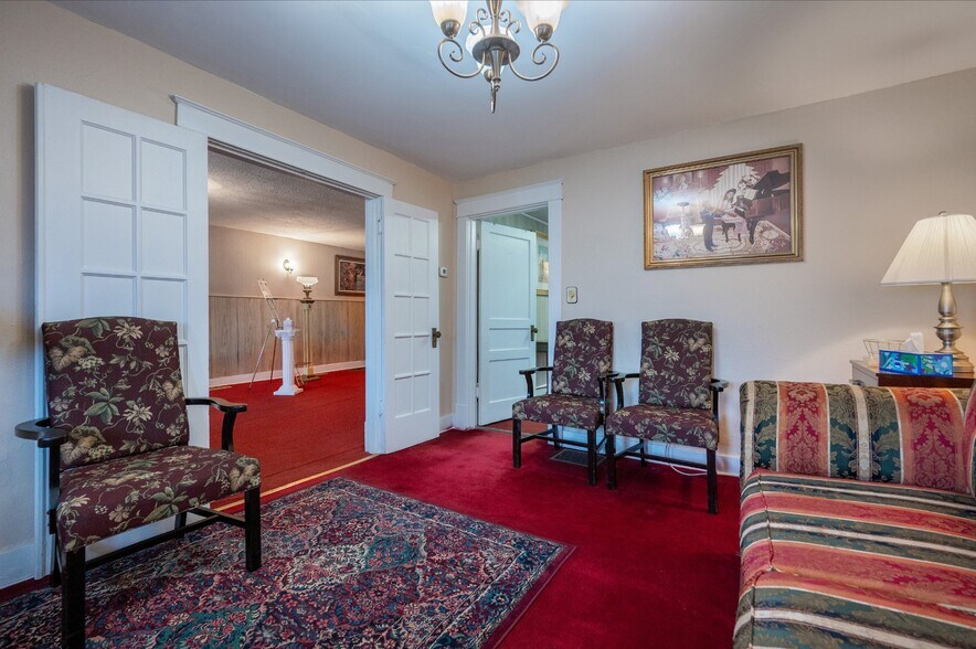 More Photos Of 1404 Jefferson St, Nashville Funeral Home For Sale