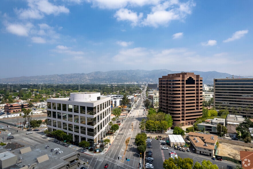 More Photos Of 3601 W Olive Ave, Burbank Office For Lease