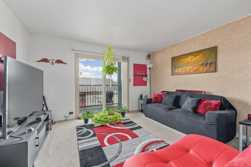 More Photos Of 103 E 7th Ave, South Hutchinson Apartments For Sale