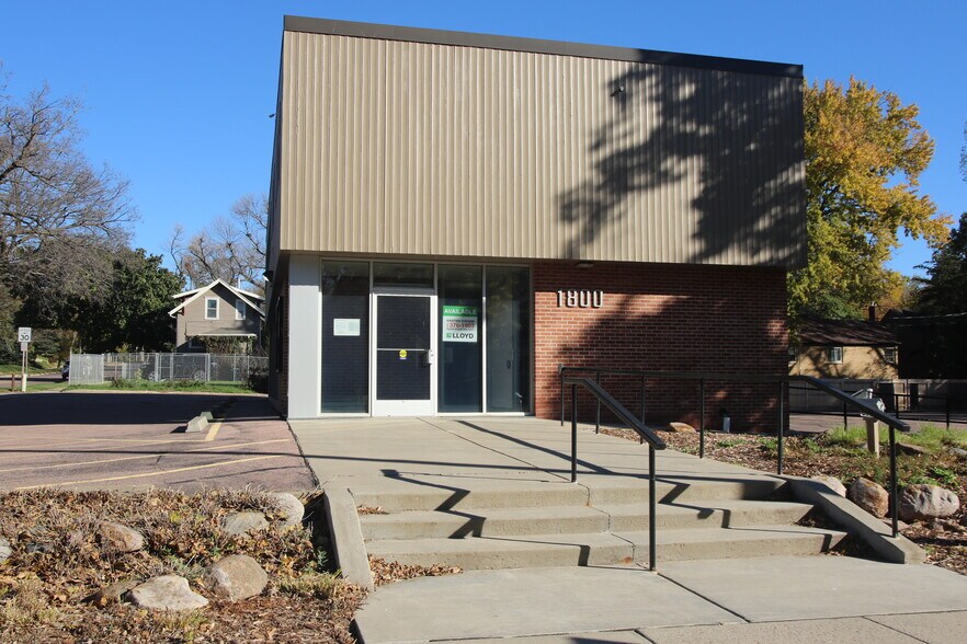 Primary Photo Of 1800 S Summit Ave, Sioux Falls Office For Lease