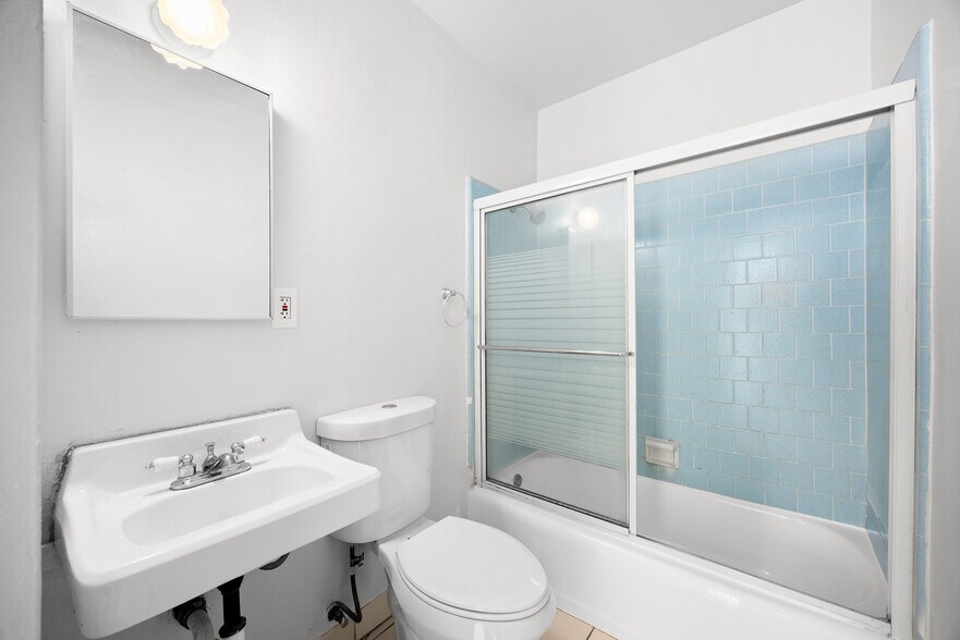 More Photos Of 616 Via Altamira, Montebello Apartments For Sale