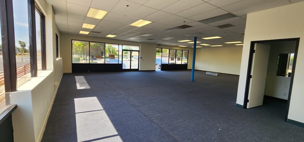 More Photos Of 2920 E Florida Ave, Hemet Unknown For Lease