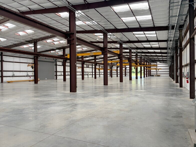 More Photos Of 5635 Schurmier Rd, Houston Warehouse For Sale
