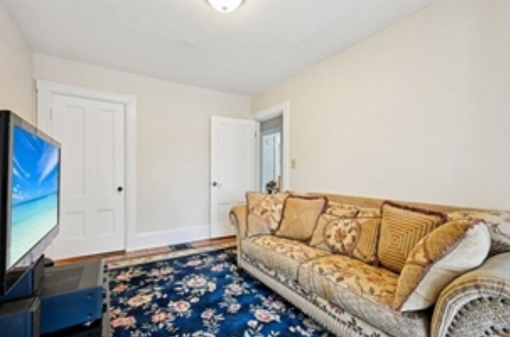 More Photos Of 327 Central St, Saugus Office For Sale