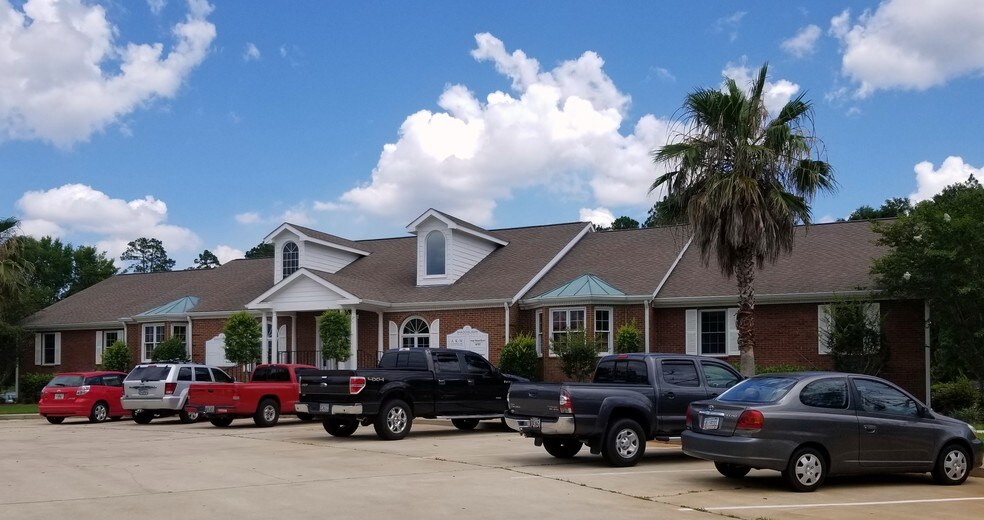 More Photos Of 1201 Shadowlawn Dr, Saint Marys Freestanding For Lease