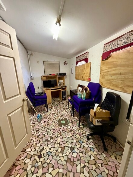 More Photos Of 1345 W Kaley Ave, Orlando Religious Facility For Sale