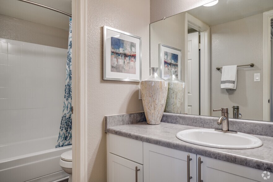 More Photos Of 8530 N 22nd Ave, Phoenix Apartments For Sale