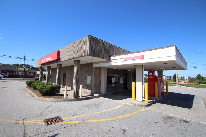 More Photos Of 440 Mount Pleasant St, New Bedford Bank For Lease