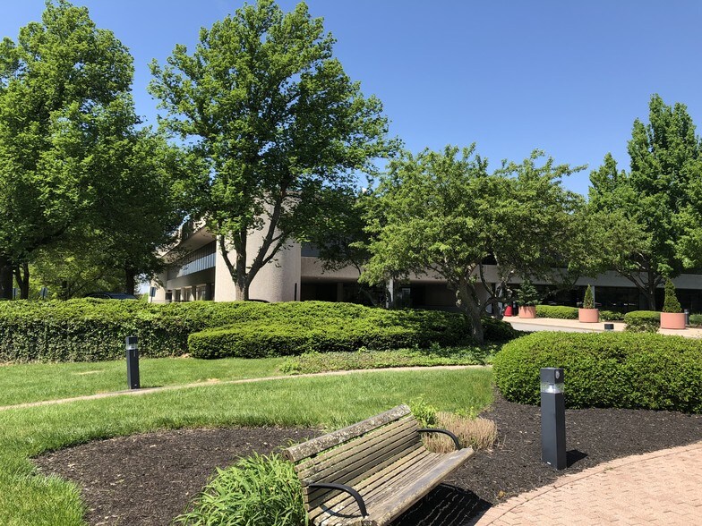 More Photos Of 101 Yorkshire Blvd, Lexington Office For Lease