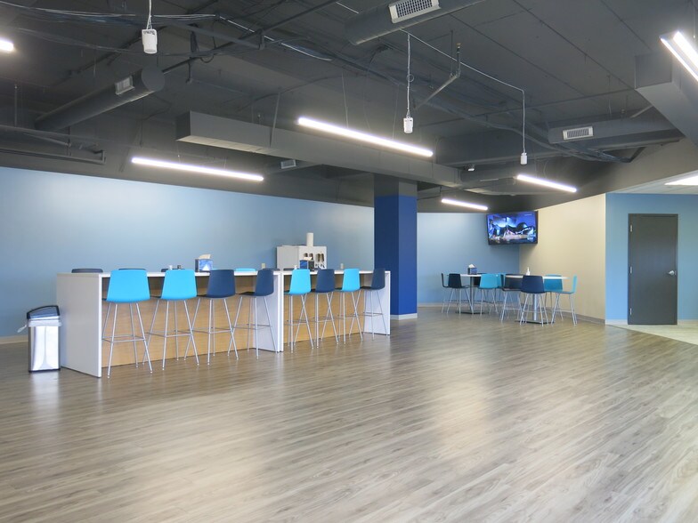 More Photos Of 1105 Schrock Rd, Columbus Office For Lease