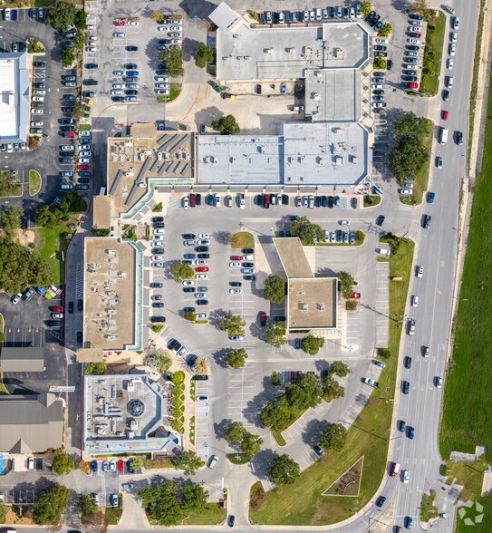 More Photos Of 18700-18740 Stone Oak Pky, San Antonio Unknown For Lease