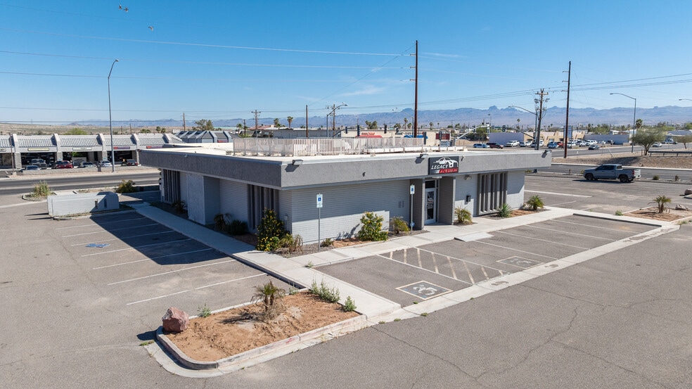 More Photos Of 1755 E Lakeside Dr, Bullhead City Bank For Sale