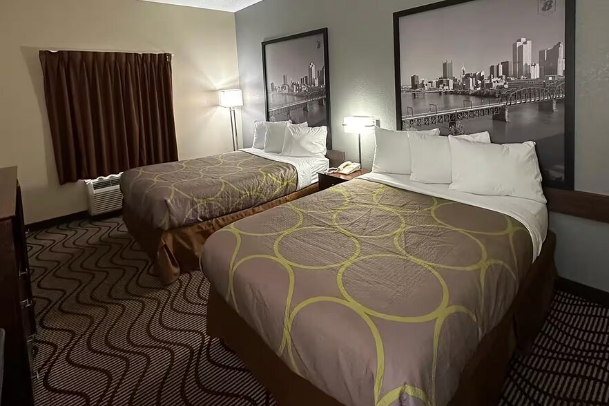 More Photos Of 929 Sheraton Dr, Mars Hotel For Sale