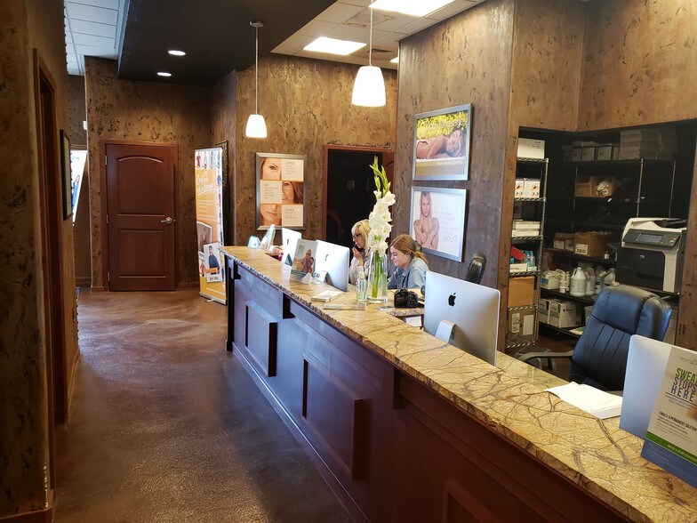 More Photos Of 7525 S Union Park Ave, Sandy Bank For Sale