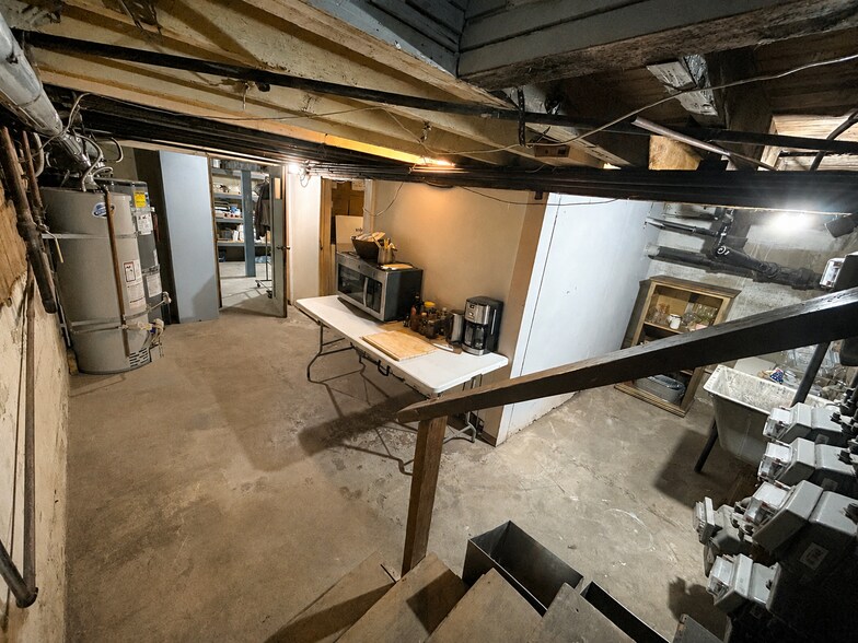 More Photos Of 2151-2157 W Sunset Blvd, Los Angeles Storefront Retail Residential For Lease