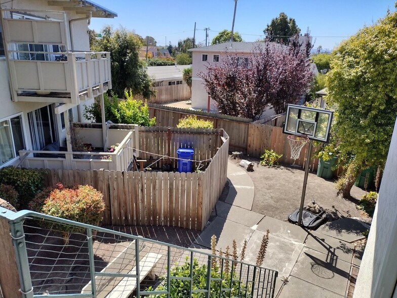 More Photos Of 1405 Merced St, Richmond Apartments For Sale